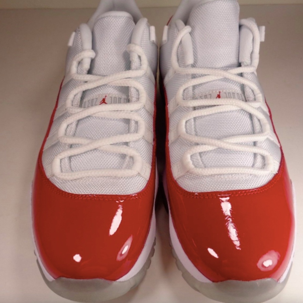 Nike Air Jordan Retro 11 Low Varsity Red Cherry Wh